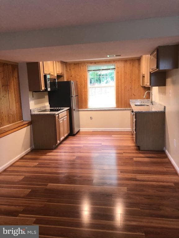 Building Photo - 42861 Genuine Reward Ct