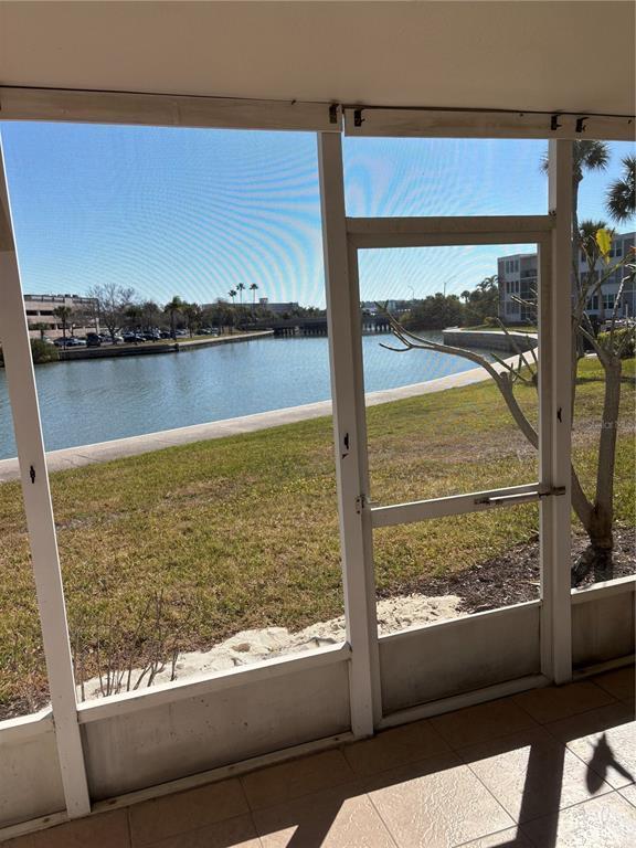 Building Photo - 7405 Bay Island Dr S