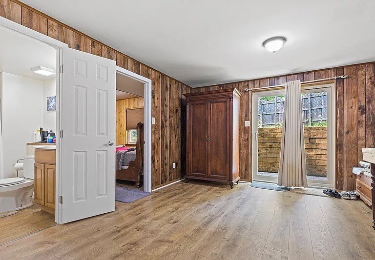 Building Photo - 15202 Bernita Dr