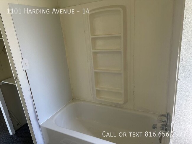 Building Photo - Mobile Home For Rent