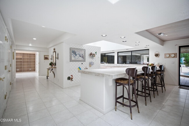 Building Photo - 31 Alviso Dr