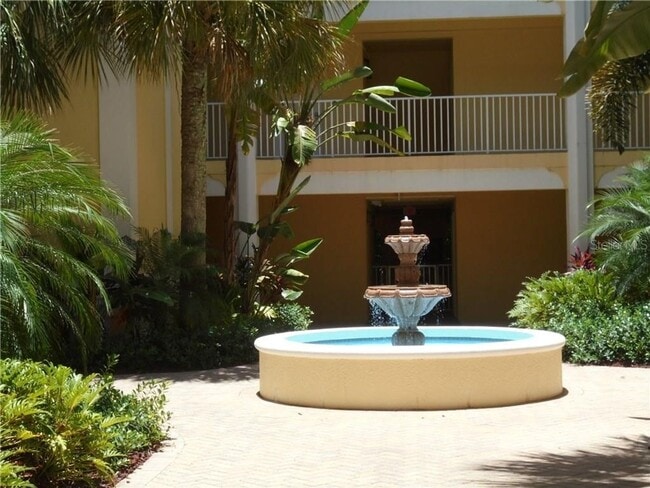 Building Photo - FOUNTAIN COURT CONDOMINIUM AVAILABLE FOR 2...