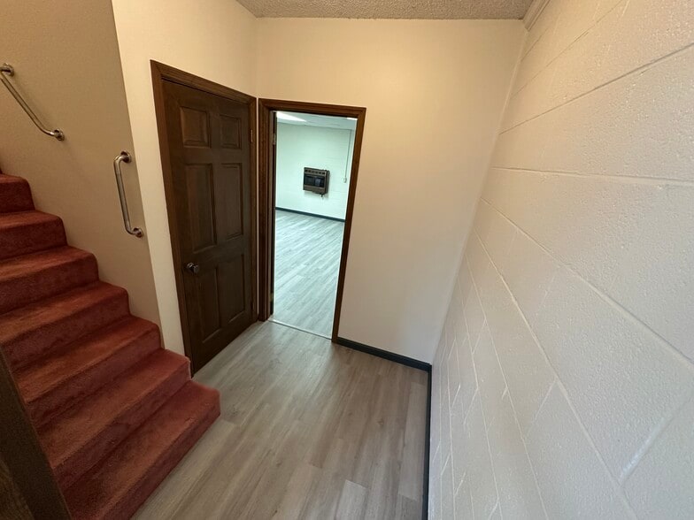 Building Photo - 1230 Stonewall Jackson Dr