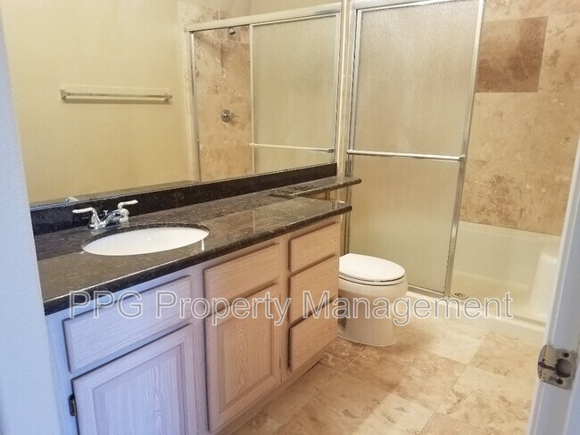 Building Photo - 11375 E Sahuaro Dr