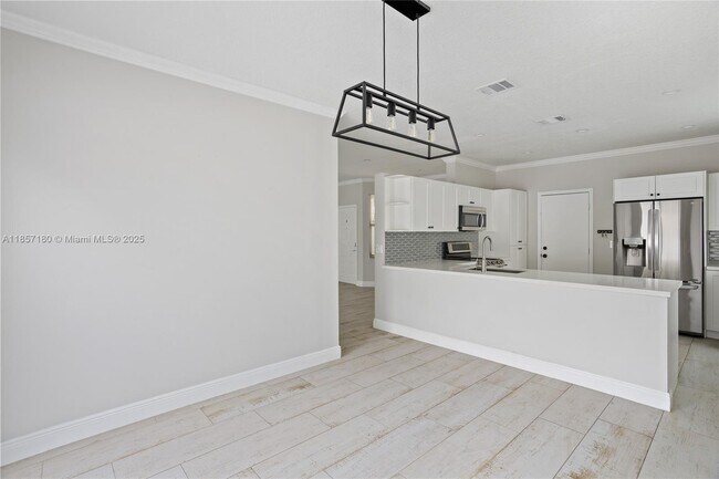 Building Photo - 15141 SW 49th St
