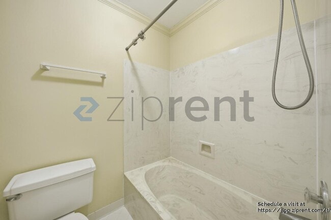 Building Photo - 2862 Clary Hill Dr