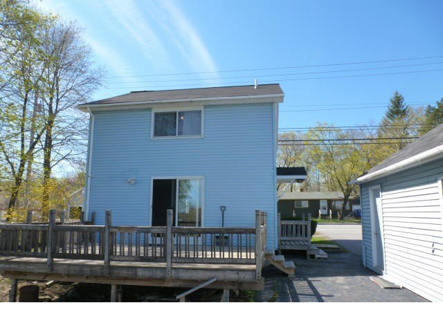 Building Photo - 926 Stillwater Ave