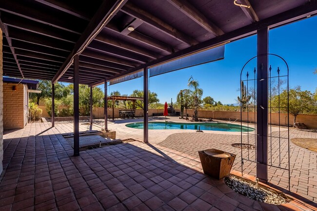 Building Photo - Hacienda-Style Gem with Pool – Spacious 3-...