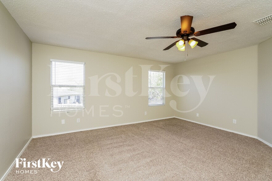 Building Photo - 3114 Melrose Dr