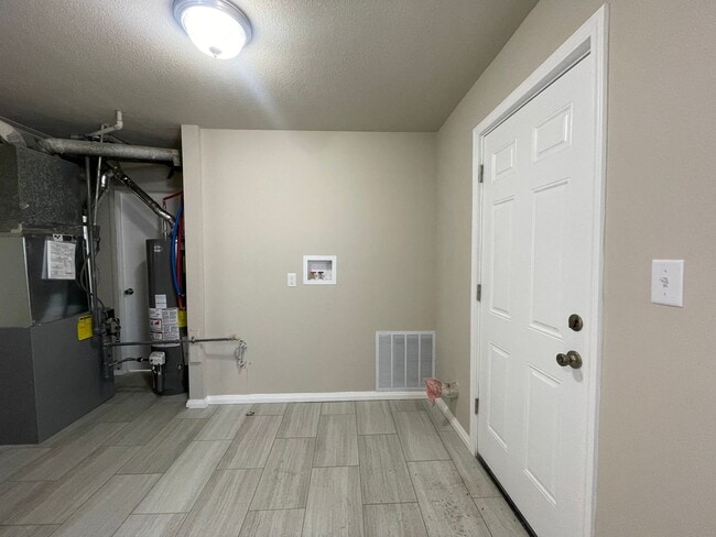 Building Photo - 2030-36 Tennessee St