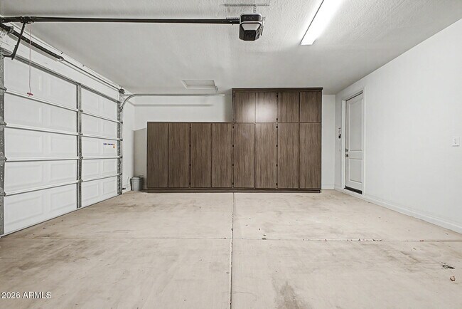 Building Photo - 25552 S 230th St