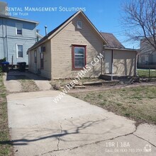 Building Photo - 608 SW Tyler-