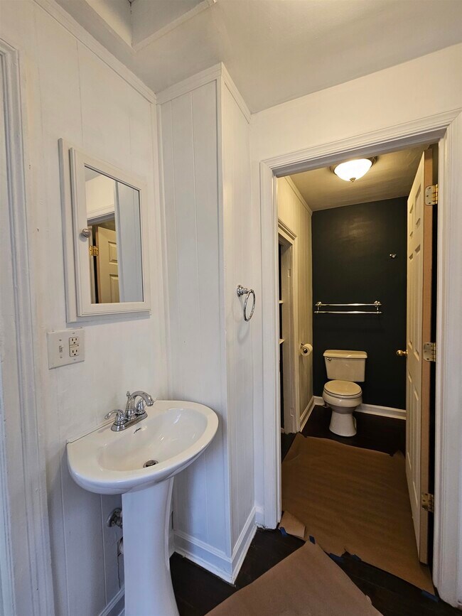 Building Photo - 97 Mule Academy Rd