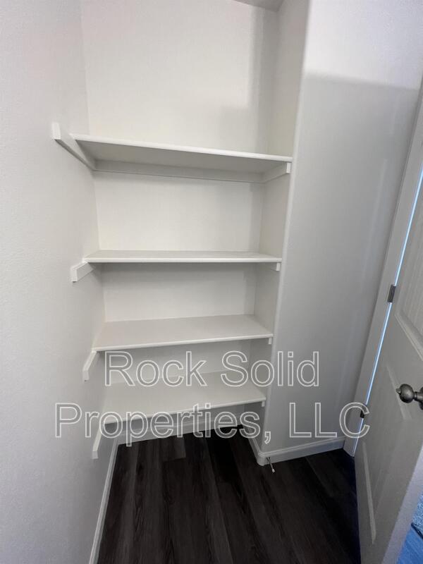 Building Photo - 1508 Danny Pl