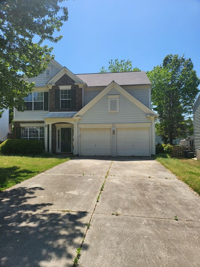 Building Photo - Lovely home in Ballantyne