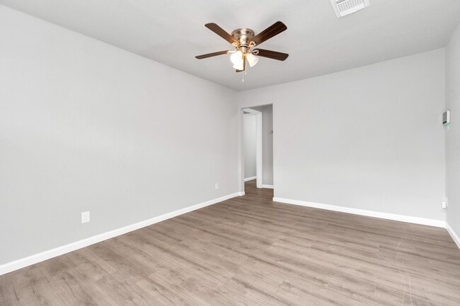 Building Photo - 3655 Seabrook St