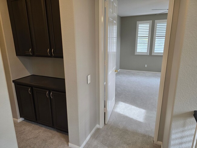 Building Photo - Nicely Updated Three Bedroom Home in Torrey Hills