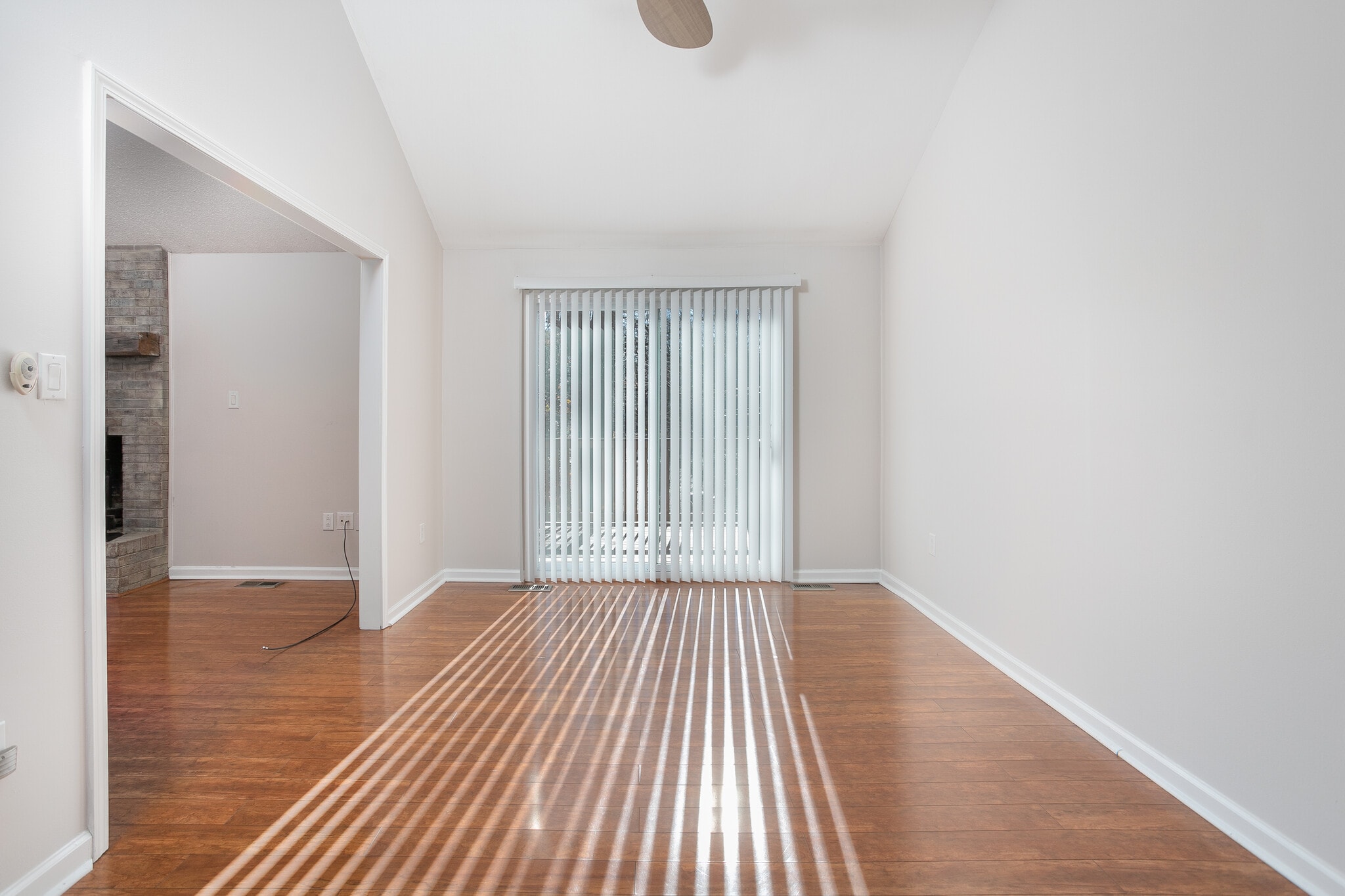 Dining Room - 2244 W Front St