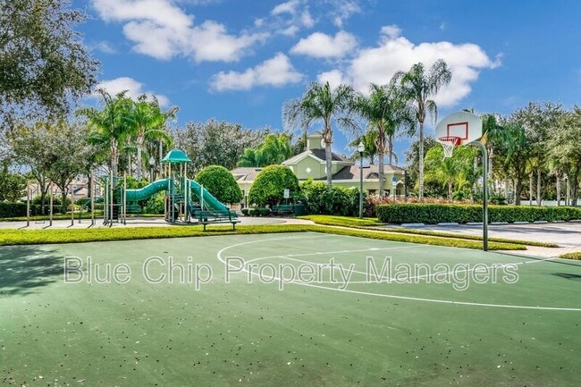 Building Photo - 10074 Iverson Dr