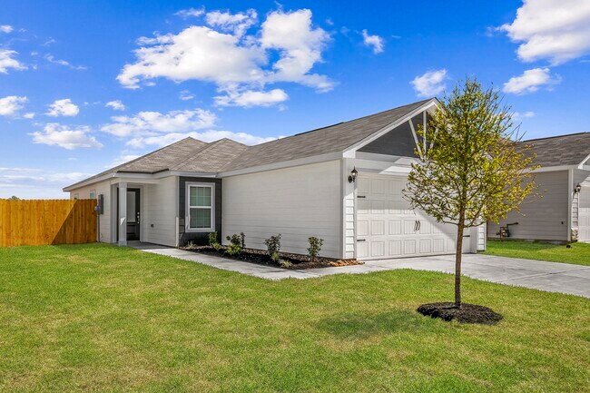 Primary Photo - 10410 Red Cardinal Dr