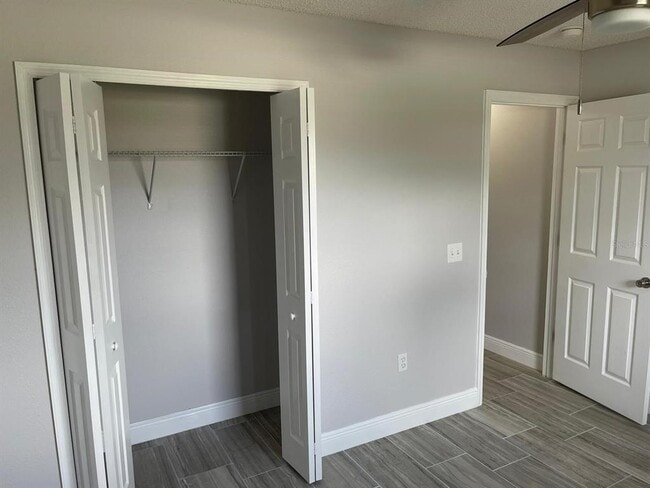 Building Photo - 1879 Laredo Dr