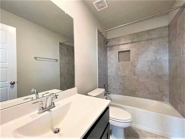 Building Photo - 604 Bridle Creek Dr