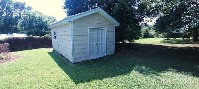 Building Photo - 192 Sigmon Rd