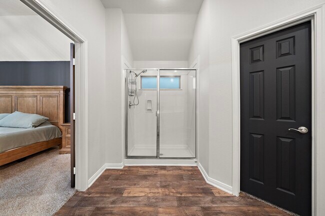 Building Photo - 3304 Patagonia St