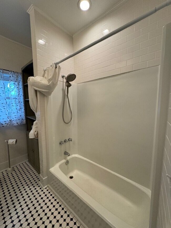 Building Photo - Downtown Wilmington