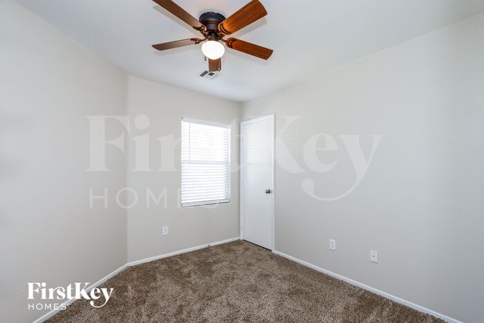 Building Photo - 5935 Moondance Ct