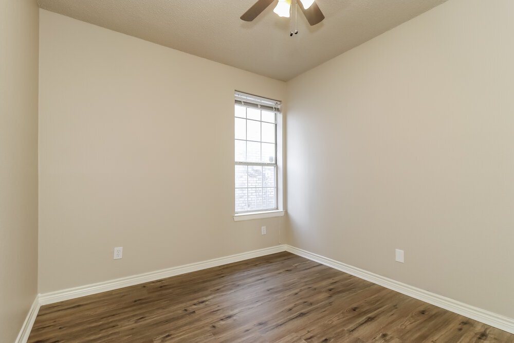 Building Photo - 8821 Pedernales Trail