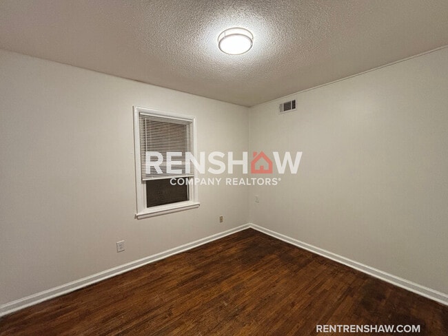 Building Photo - 3634 McDuff Ave