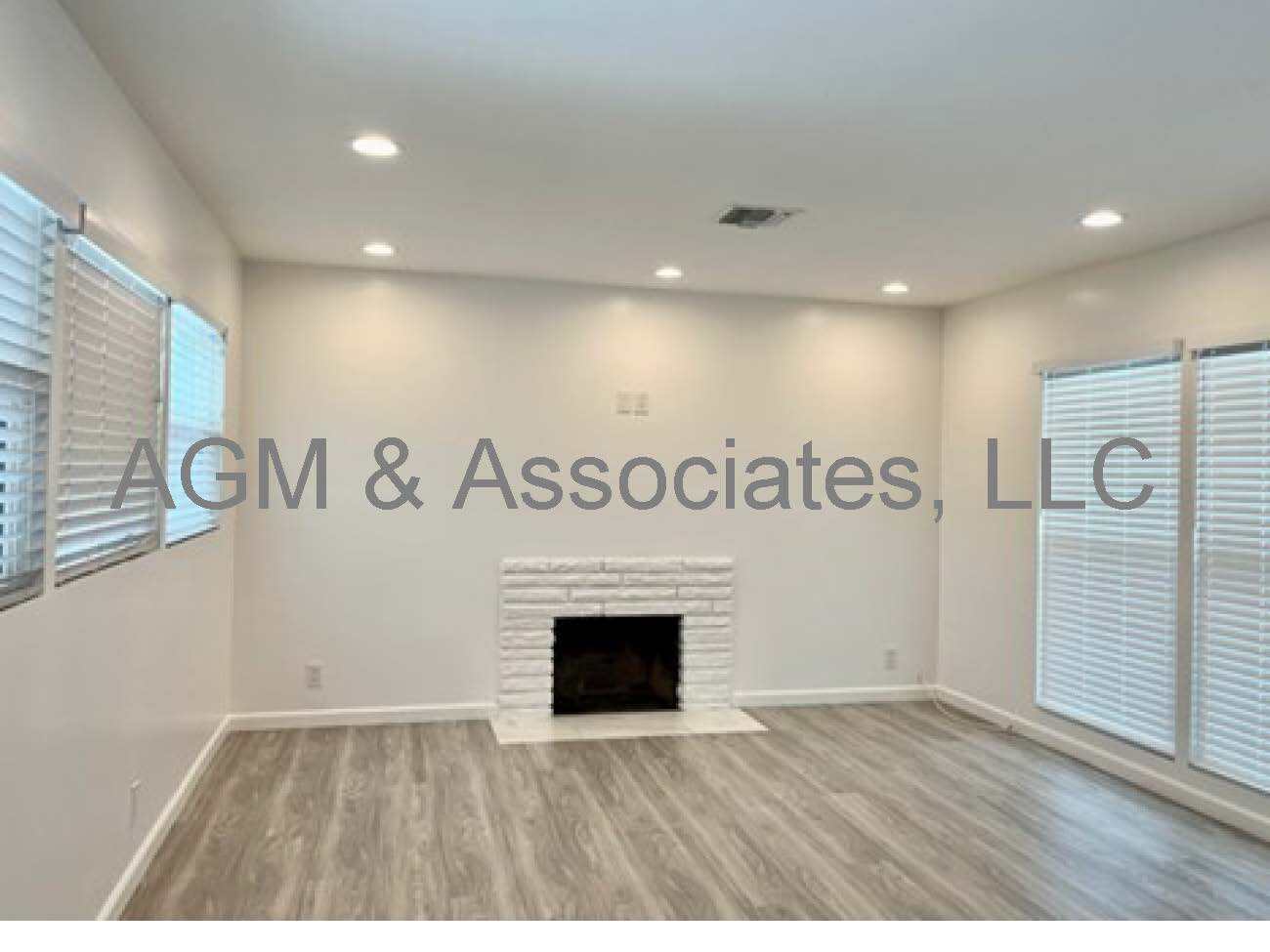 Building Photo - 11042 Genesta Ave