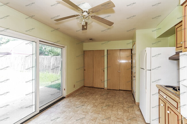 Building Photo - 2974 Libra Ln