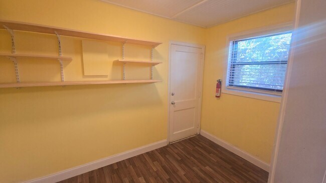 Building Photo - Hampton Hills subdivision. Close to Ft. Ja...