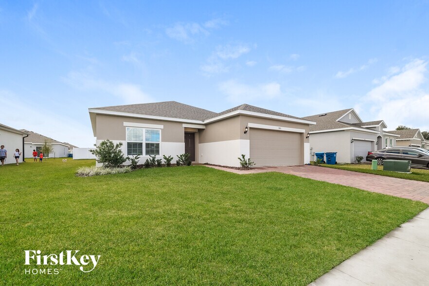 Building Photo - 705 Fiddlesticks Dr