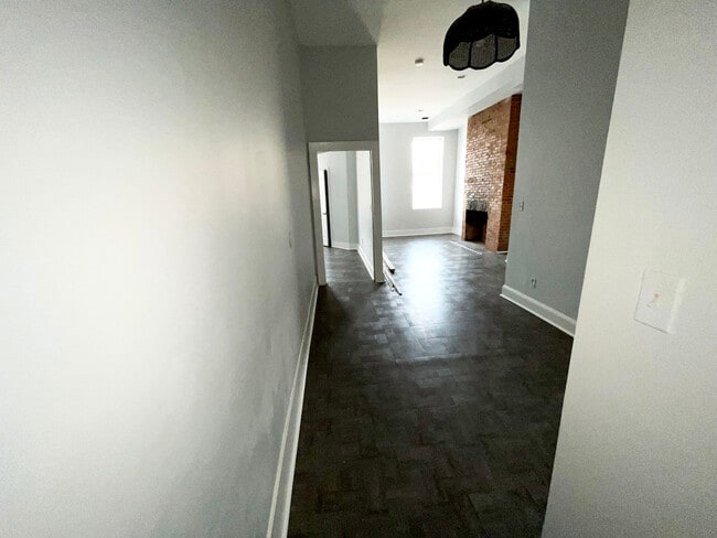 Building Photo - 1800 McCulloh St