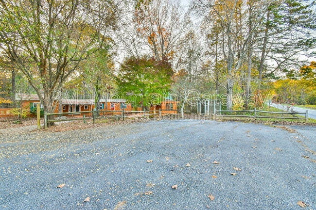Building Photo - 455 Cantrell Rd