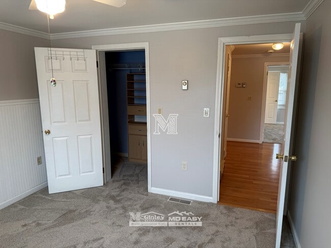 Building Photo - 2621 Fallston Rd