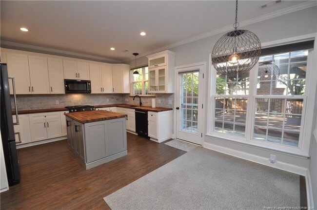 Building Photo - 124 Shadow Mountain Ln