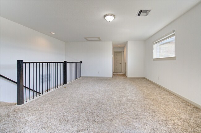 Building Photo - 29631 Ella Larchmont Ct