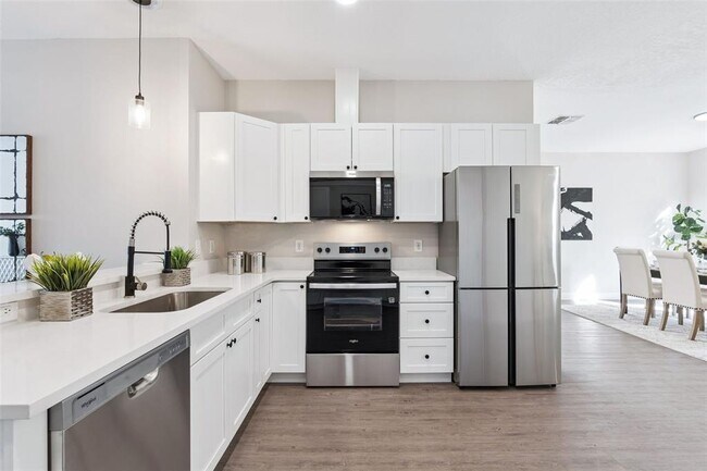 Building Photo - 1209 Cathcart Cir