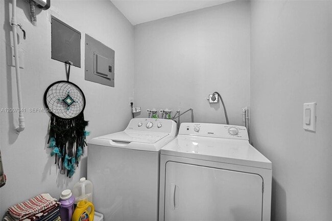 Building Photo - 7309 NW 62nd St