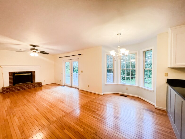 Building Photo - 19295 Briar Patch Dr