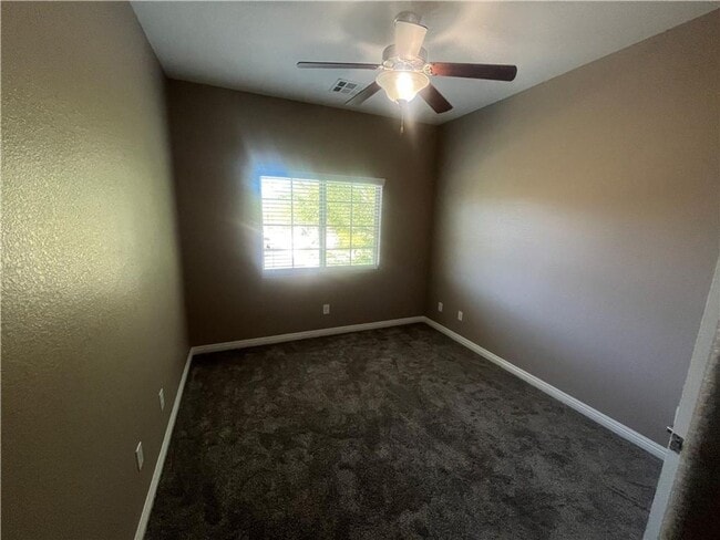 Building Photo - Move in Ready 2 Story 3 bedroom home SW