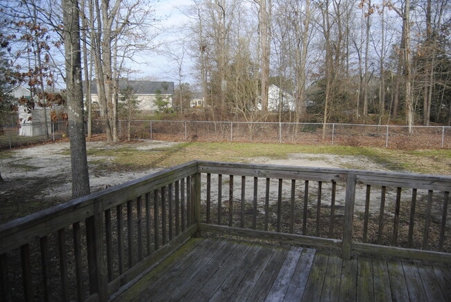 Building Photo - 211 Koufax Dr