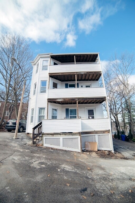 Building Photo - 9 Duffley Ct