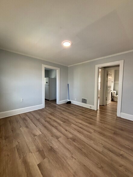 Building Photo - 5538 Montgomery Rd