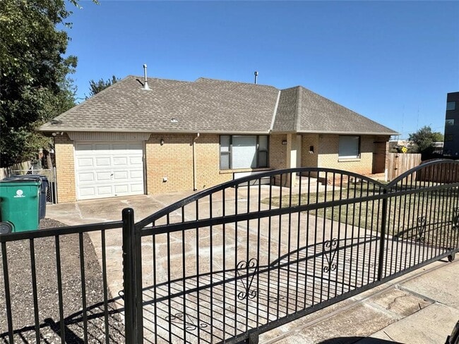 Building Photo - 1101 W Wilshire Blvd