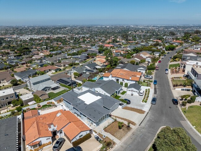 Building Photo - 101 Va Colusa